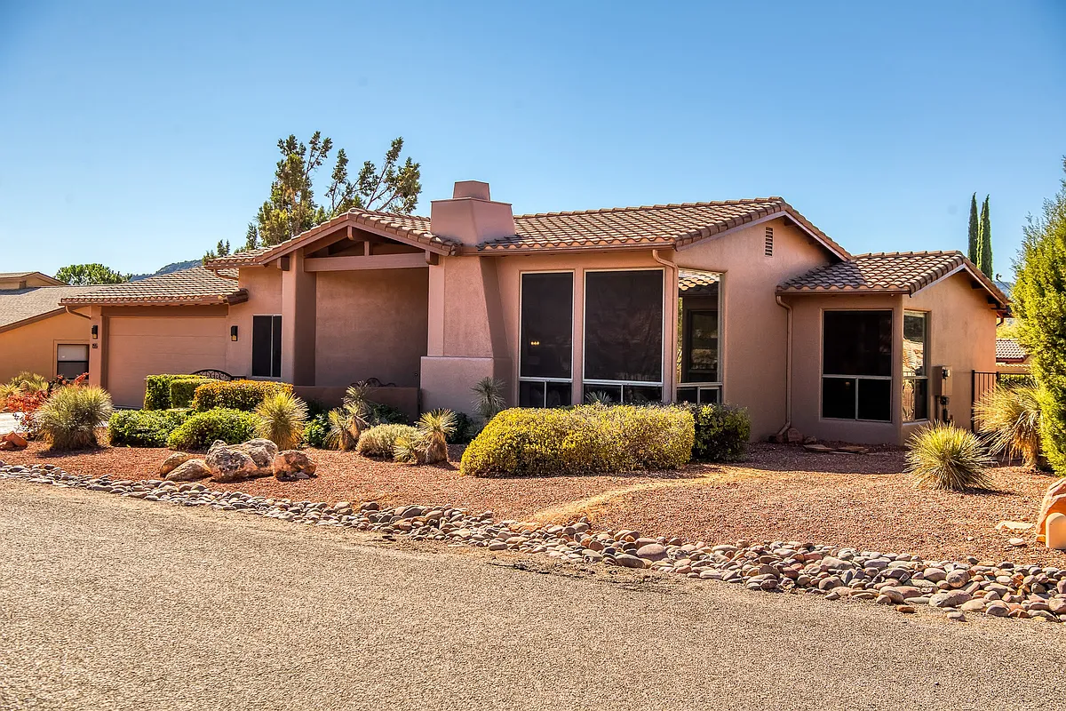 Building Photo - 155 Quartz Dr