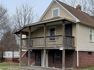 60 John St, Struthers, OH 44471