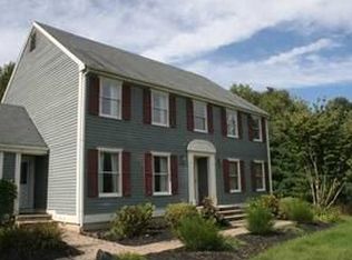 28 Woodfields Dr, Tolland, CT 06084