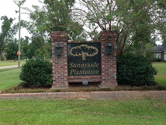 1st image of 23323 Sunnyside Ln