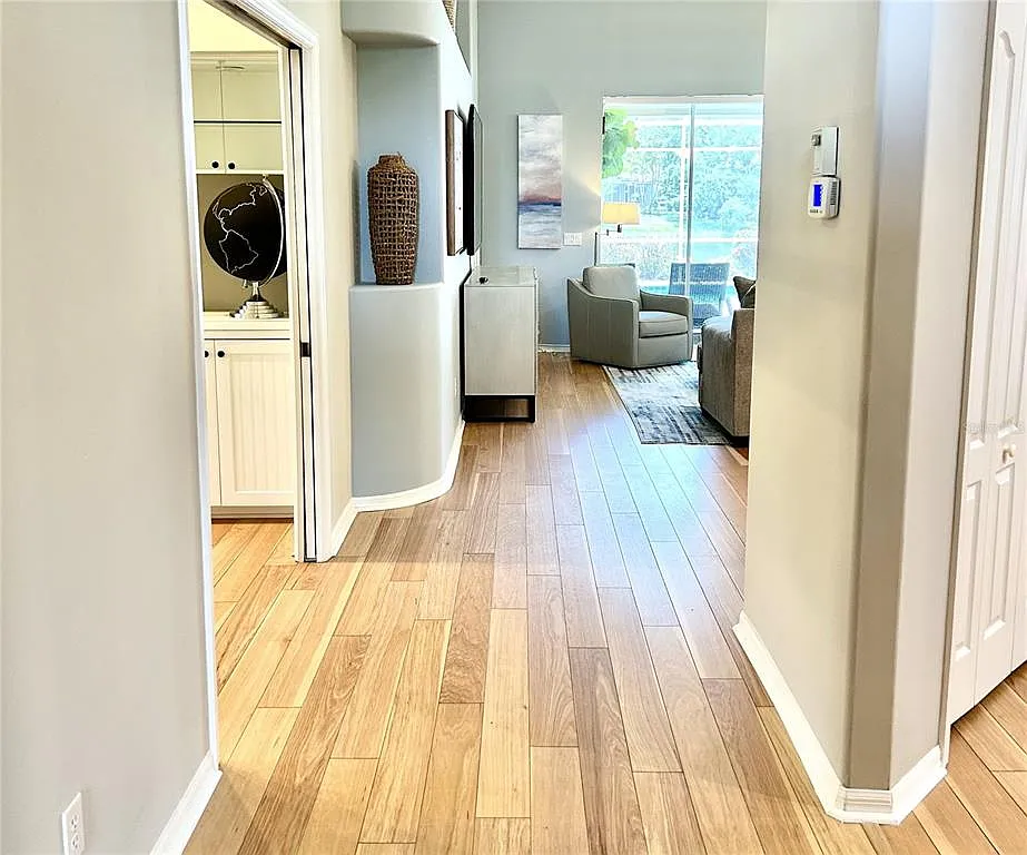 3 bed, 2.0 bath, 1860 sqft, $9,000 — Photo 2