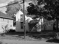 1215 Oak St photo 1