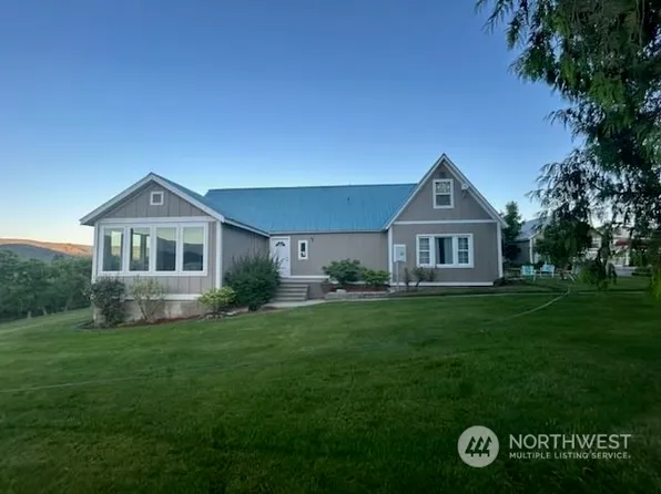 2475 Totem Pole Road, Manson, WA 98831