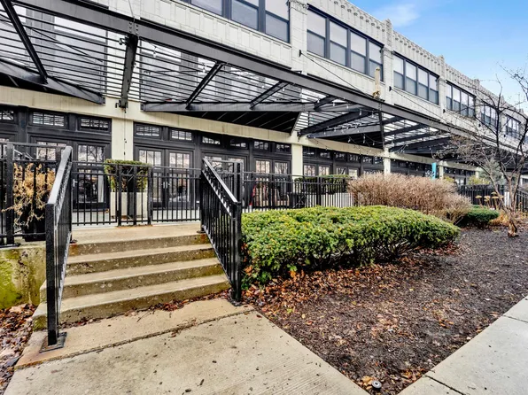 1071 W 15th St Unit 147, Chicago, IL 60608