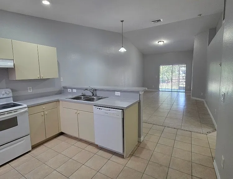 2419 Joe Ave S — Photo 2