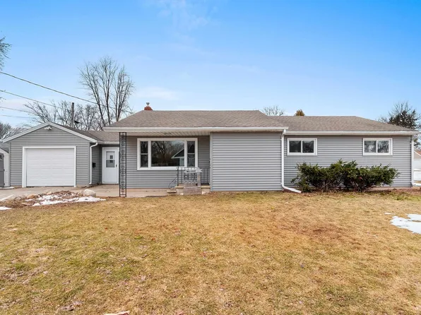 1501 Oakridge Ave, Kaukauna, WI 54130