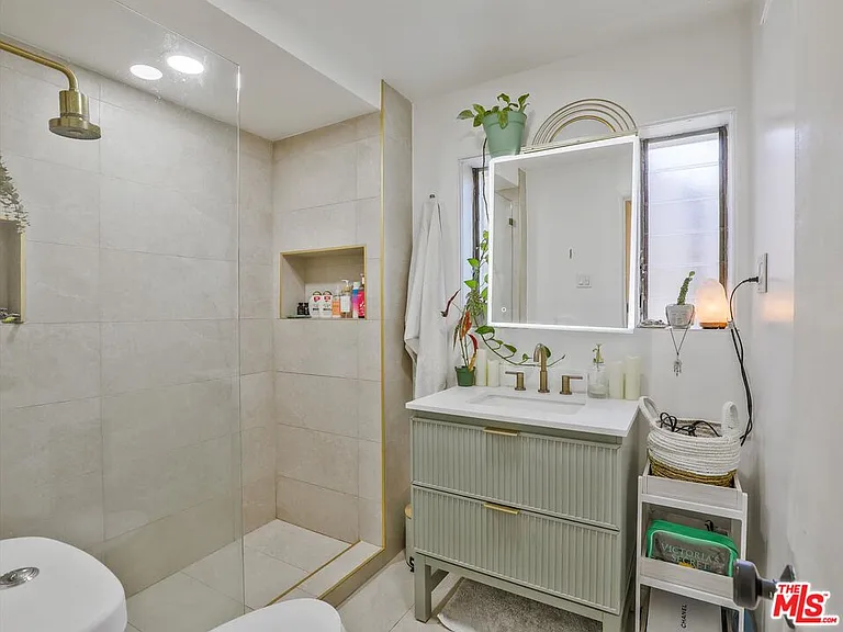6921 Paseo Del Serra — Photo 17