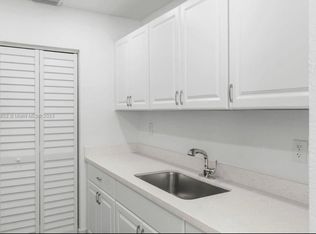 1810 SW 70th Ave #F, Miami, FL 33155