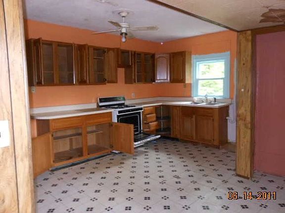 5th image of 521 Plymouth Terrace Dr