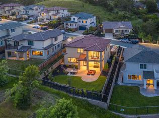 218 Willowbrook Ln, Moraga, CA