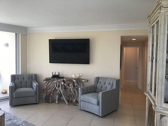 4th image of 58 N Collier Blvd APT 209