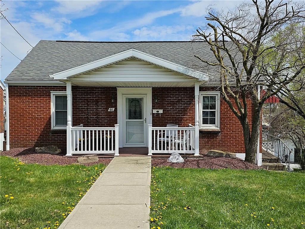 44 Leet St photo 1