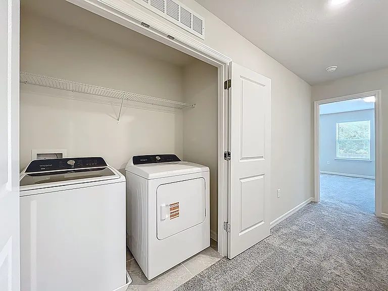 431 Meadowland Point — Photo 44