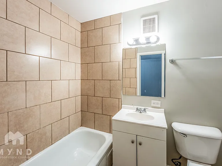 452 Burgundy Rd — Photo 17