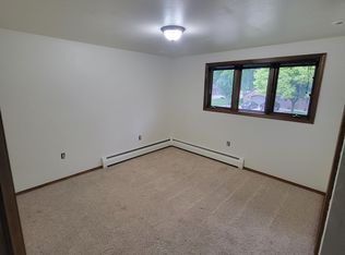 936 Robert St, Crivitz, WI 54114