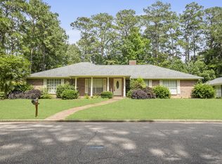 1504 Ridgewood Dr, Columbia, MS 39429