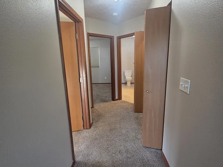 45 Sullivan — Photo 3
