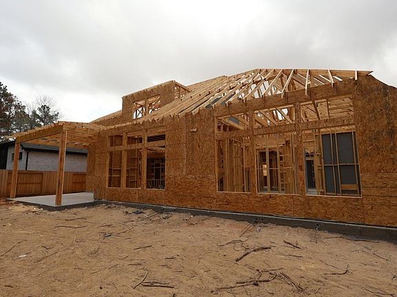 7th image of this home