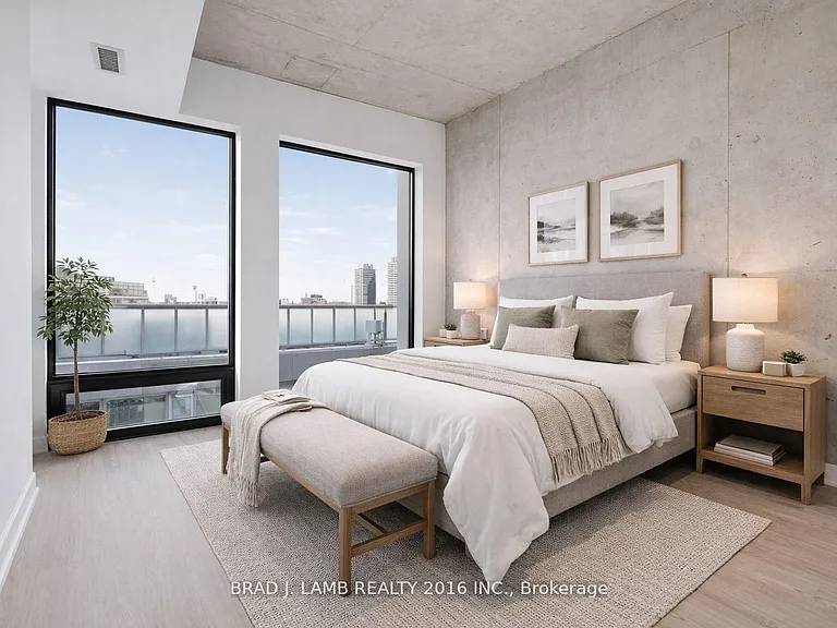 284 King St E #2708 — Photo 2