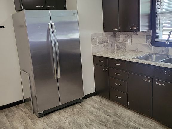 3rd image of 3254 Avenue I