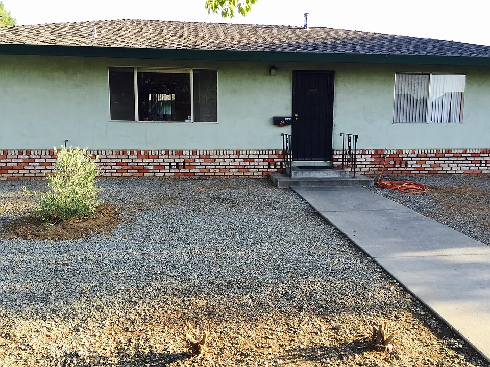 820 El Cerrito Way #B