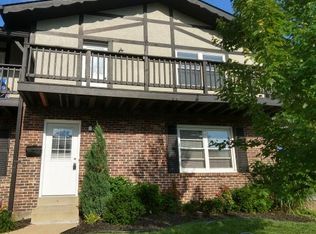 2712 Mary Ave, Brentwood, MO 63144