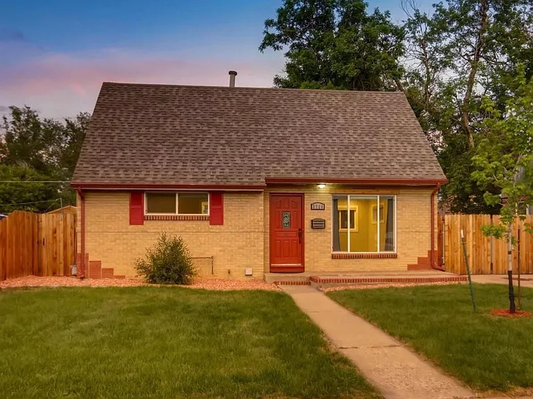 3720 Dahlia St — Photo 1