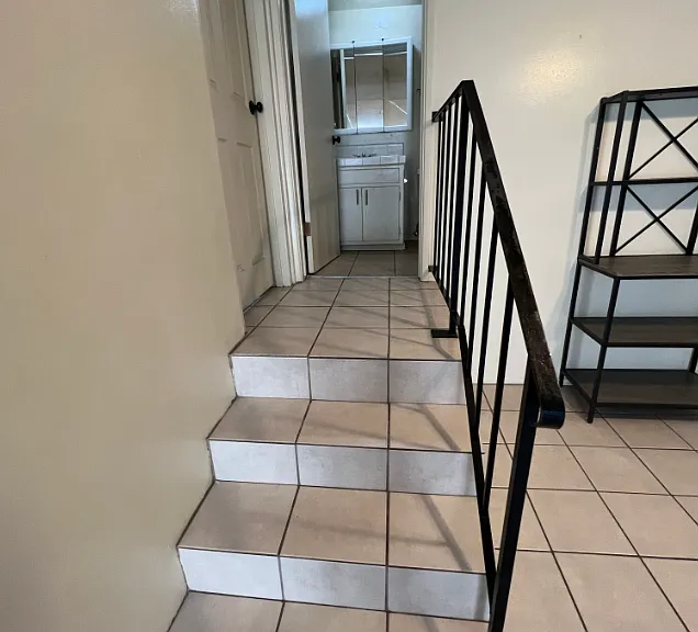 240 S Holliston Ave #4 — Photo 6
