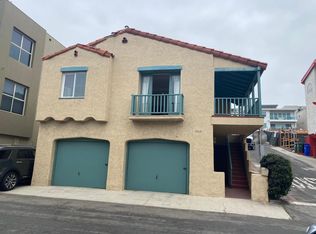 2716 Ocean Dr, Manhattan Beach, CA 90266
