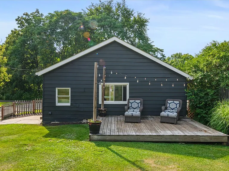 515 Hope St — Photo 28