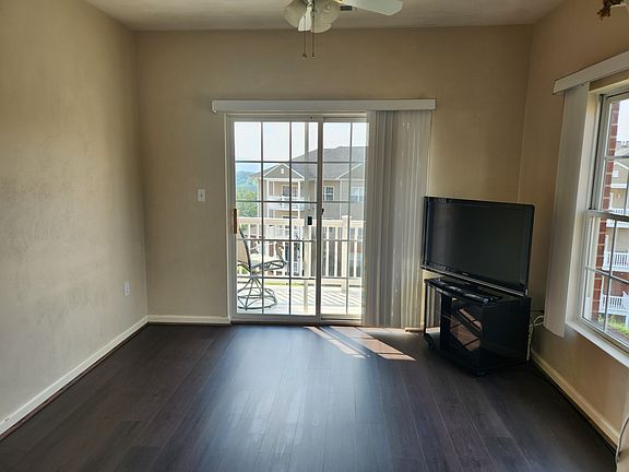 2nd image of 4434 Pheasant Ridge Rd SW Unit 306