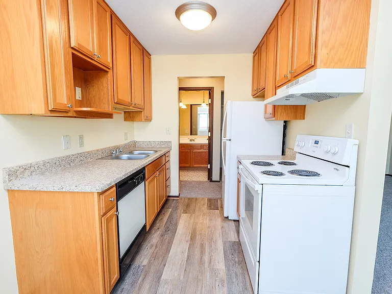 Shepard Terrace — Photo 21