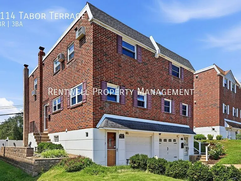 1114 Tabor Ter — Photo 1