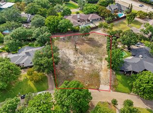 6263 Preston Creek Dr, Dallas, TX 75240