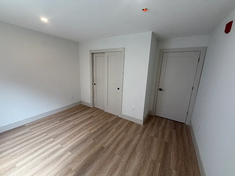 131 Church St — Photo 4