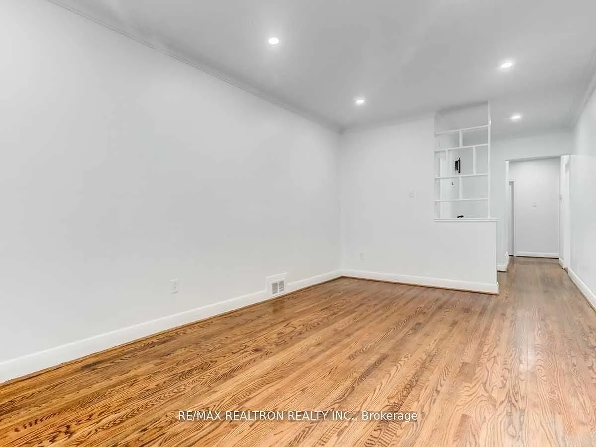 Building Photo - 102 Drewry Ave
