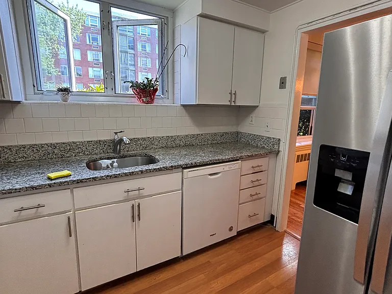130 Boylston St #2 — Photo 13