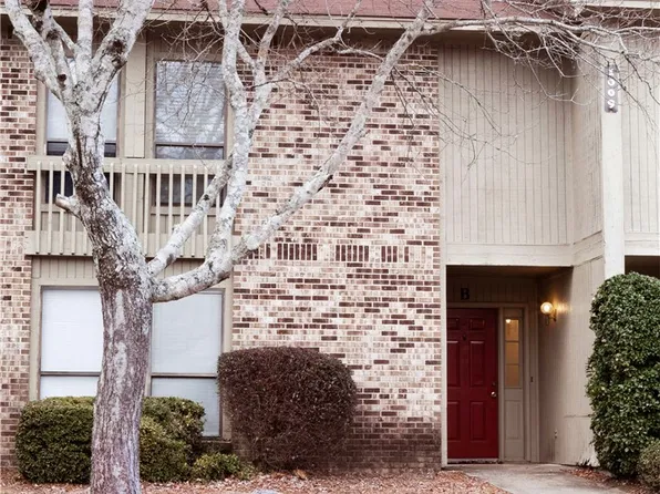 1009 Stonegate Dr APT B, Auburn, AL 36832