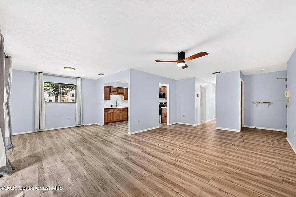 9000 York Ln — Photo 3