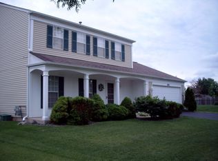1865 Gleneagle Cir, Elgin, IL 60123