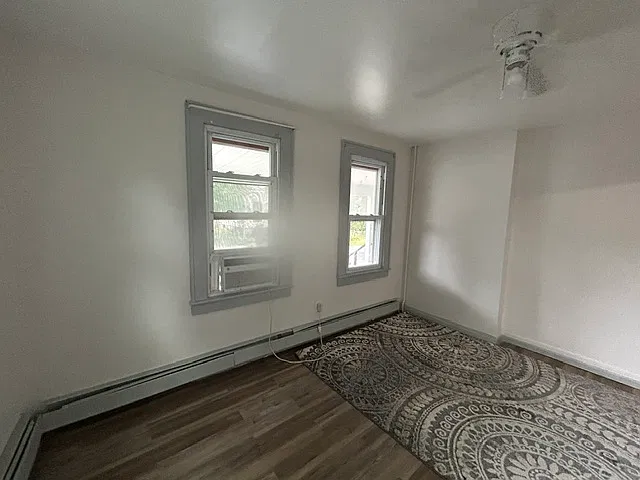 2 bed, $1,600 — Photo 4