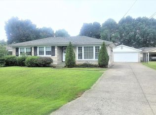 5402 Fennel Ct, Louisville, KY 40258