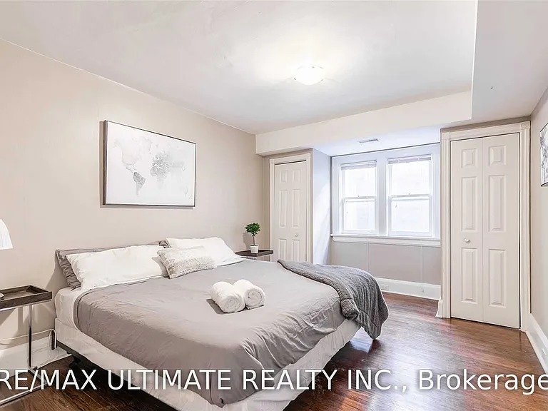 470 Oriole Pkwy #4 — Photo 22