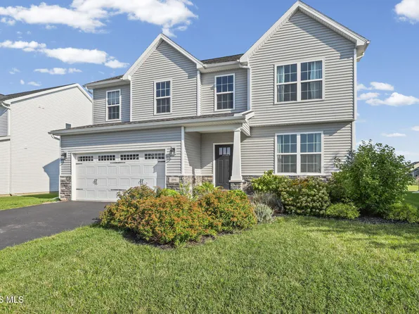 199 Valley Hall Dr, Perrysburg, OH 43551