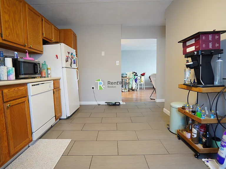 12 Cottage Ct #2 — Photo 6
