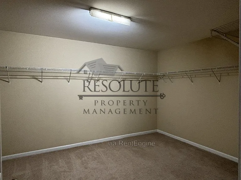 4 Spicewood Ct — Photo 8