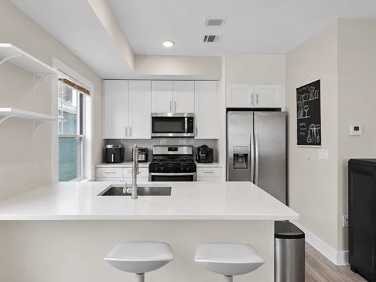4805 Aschoff Pl #260011205 — Photo 2