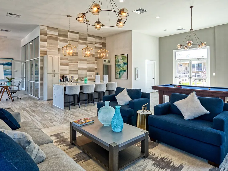 Colony Point Apartments — Photo 7