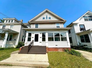 1031 Ridge Ave, Rockford, IL 61103