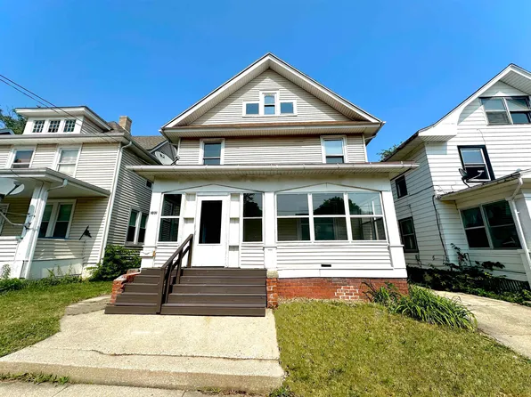 1031 Ridge Ave, Rockford, IL 61103